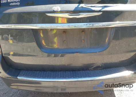 2011 Chrysler Town & Country Touring-L from USA, damaged, VIN 2A4RR8DG3BR631573